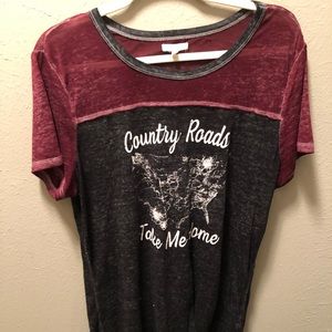 Maurice’s sheet material t-shirt